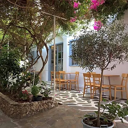 Hotel Minoa